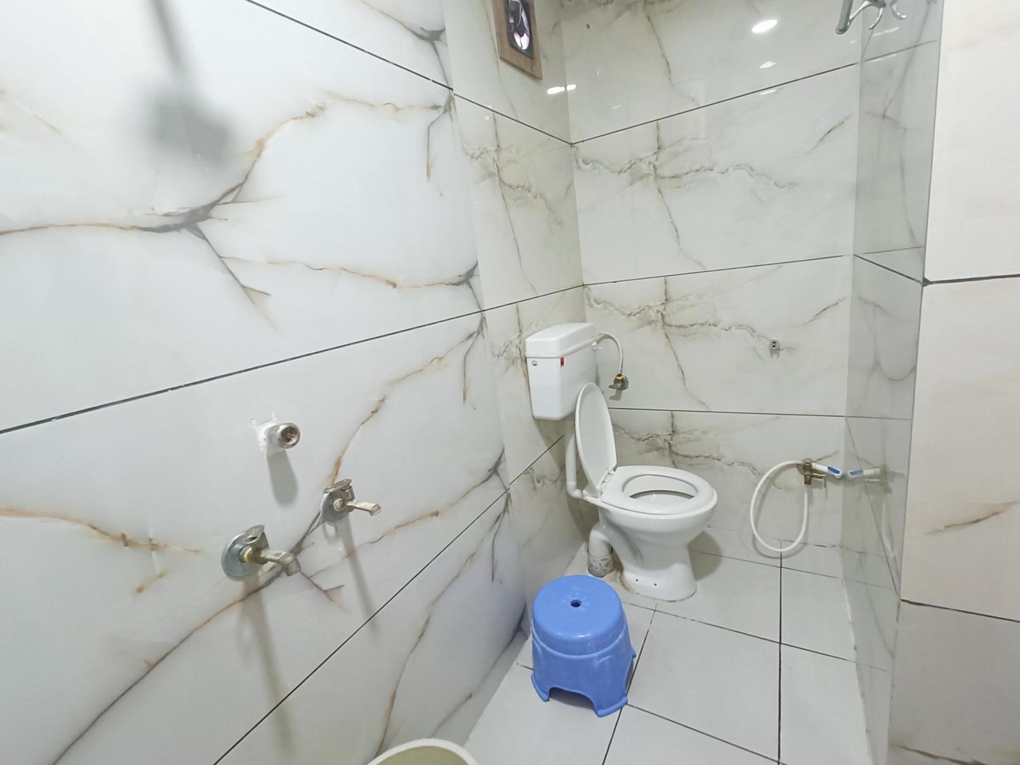 Treebo Yatri Grah Kshipra T Hotel Удджайн Екстер'єр фото